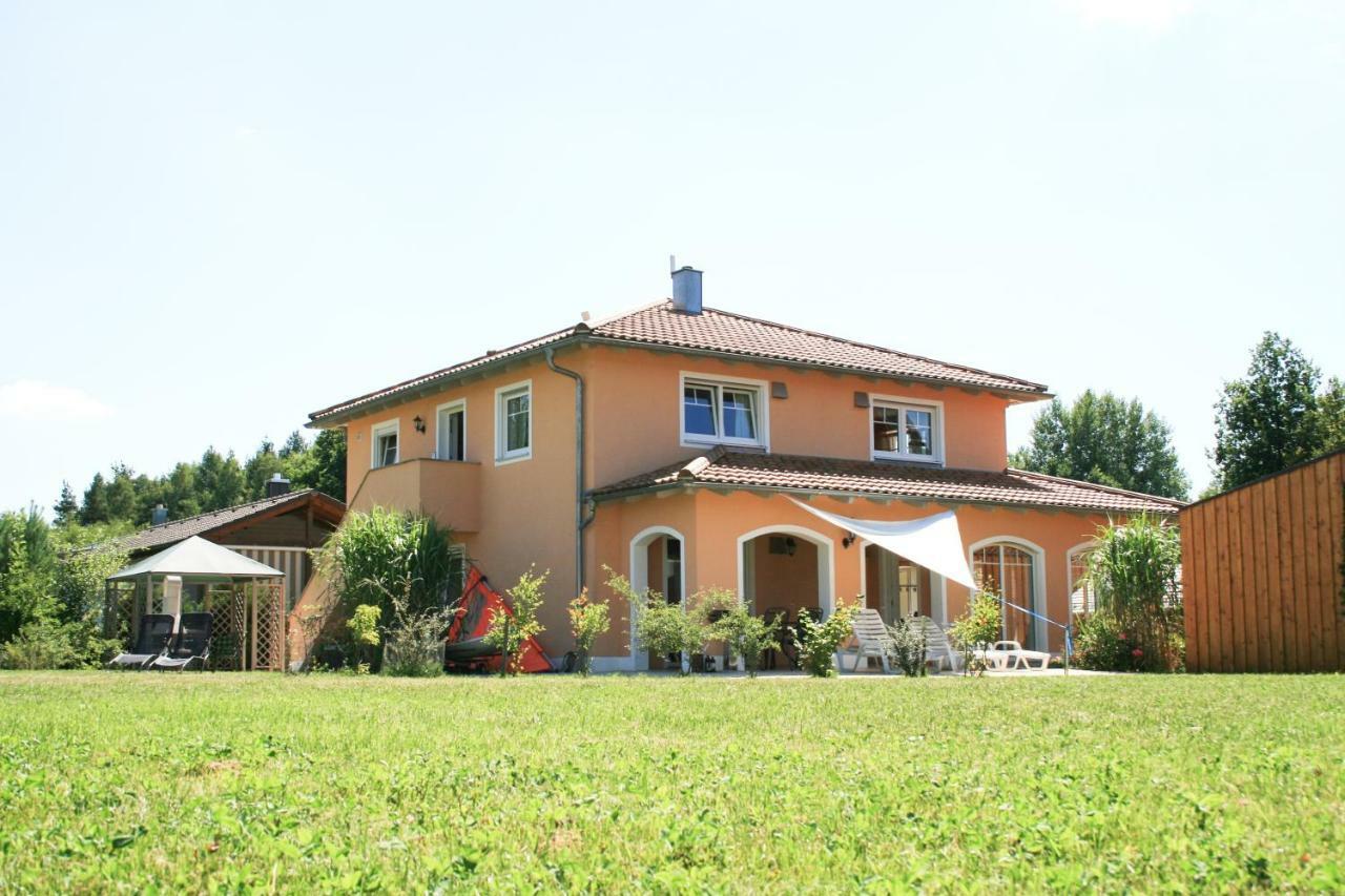 Ferienvilla Am Brueckelsee Wackersdorf Luaran gambar